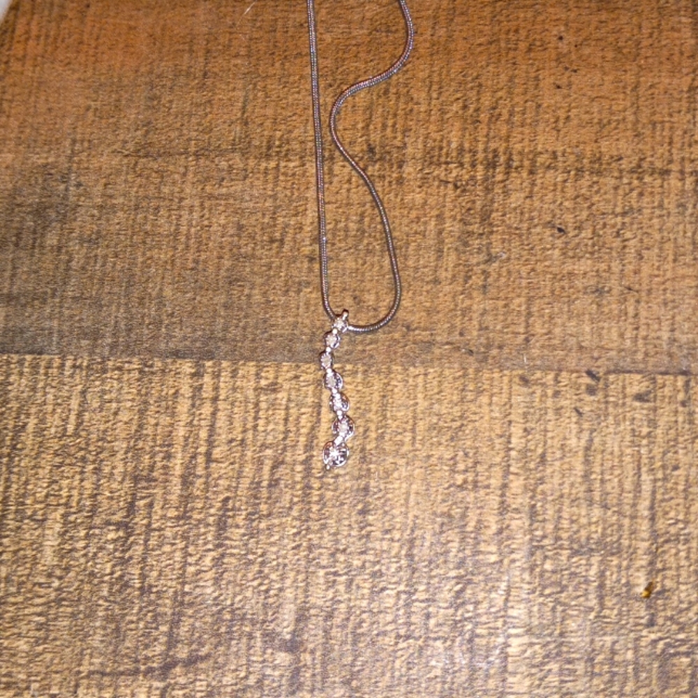 Sterling Silver and Diamond necklace 💎